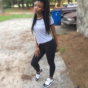 Meet your Posher, La'sonya